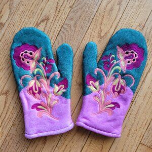 Embroidered Flower Fleece Lined Mittens